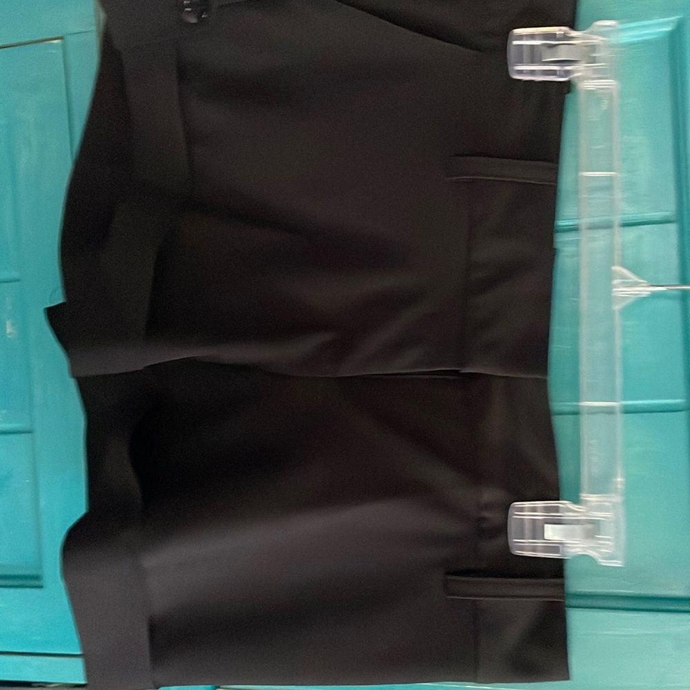Women’s cuffed shorts